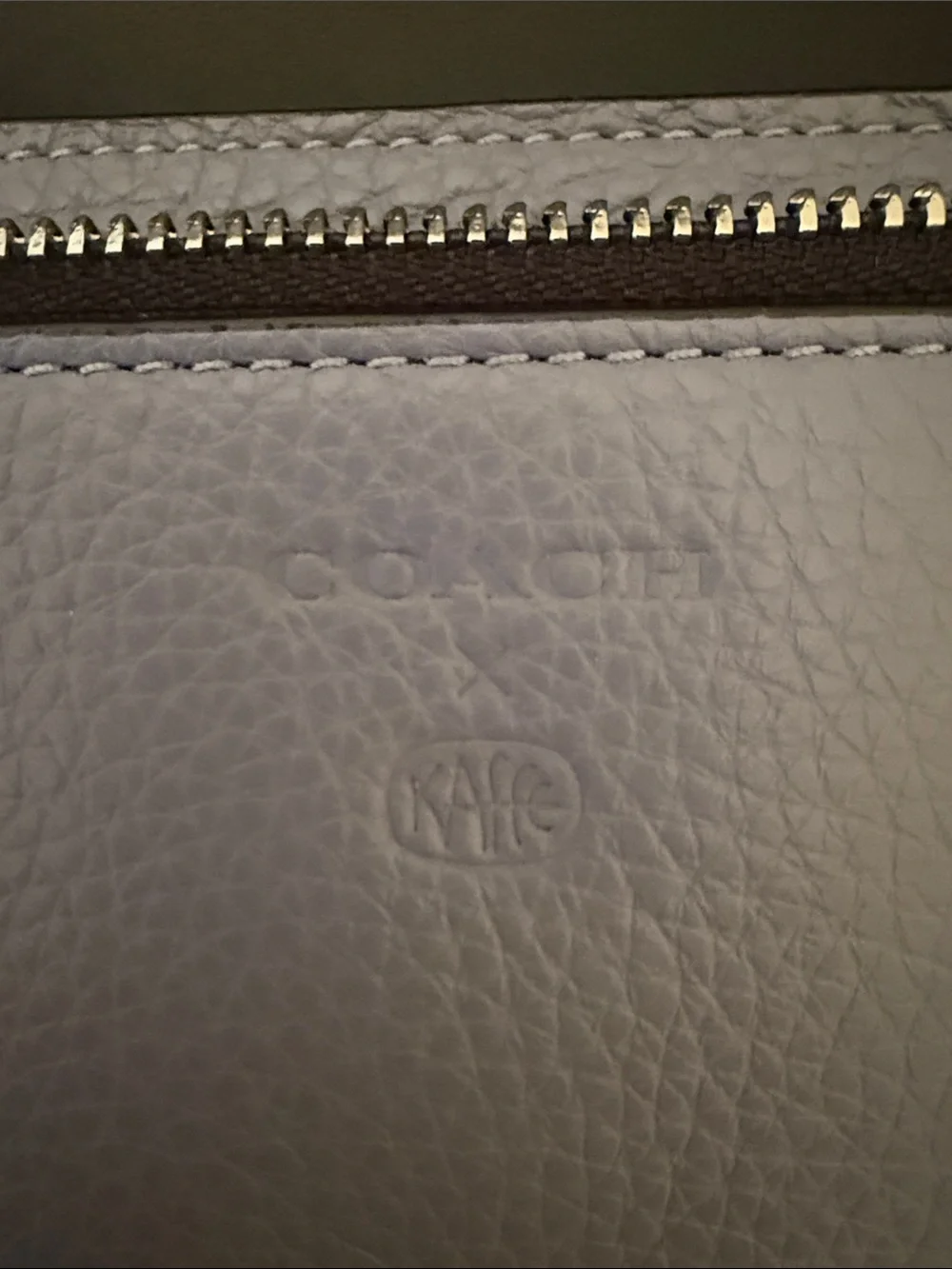 💜Coach Pre Owned Excellent Chalk /Lavender Floral Print Slim Crossbody Wallet -